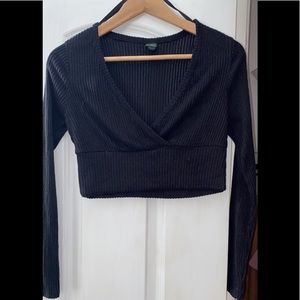 Black long sleeve rubbed soft crop top medium (never worn)